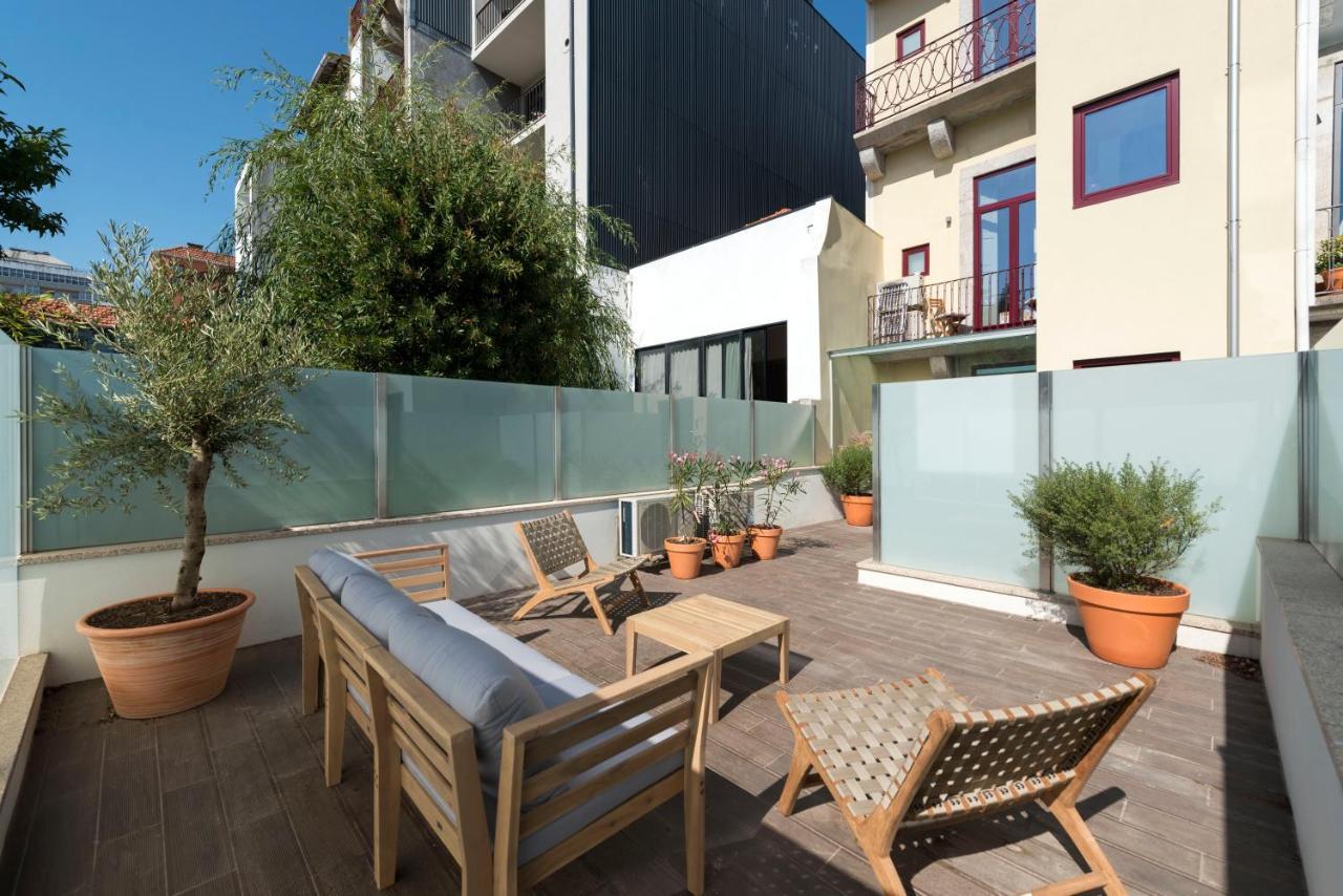 Tripas-Coracao, Almada Charming City Center Porto Exterior photo